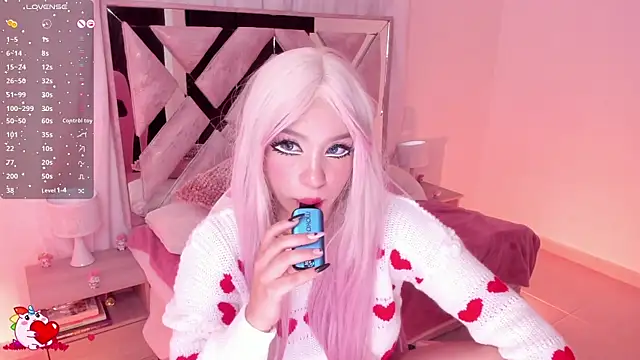 Snapshot of angel_rouse_ chatting on 03.06.25 angel rouse online show from 03.06.25