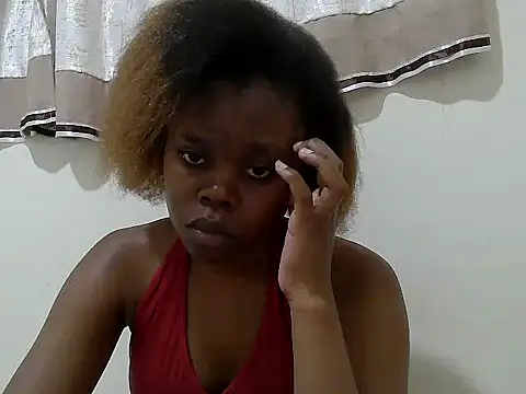 Snapshot of maggyjan chatting on 11.30.25 maggyjan online show from 11.30.25