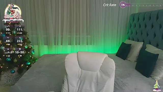  Chlo  e online show from 01.04.25