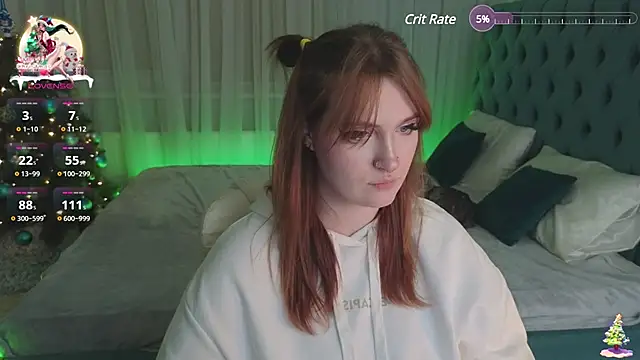  Chlo  e online show from 01.06.25