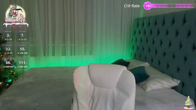  Chlo  e online show from 01.10.25