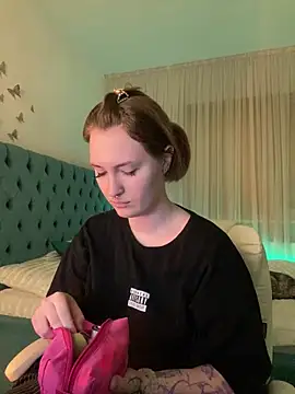  Chlo  e online show from 03.01.25