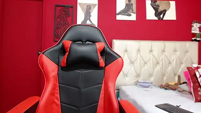 Rebecca Milf online show from 12.14.25