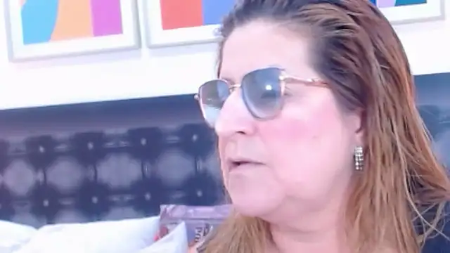 sandra 20 online show from 11.12.25