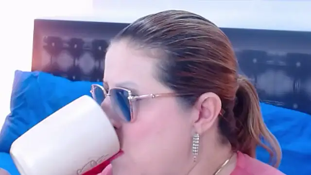 sandra 20 online show from 11.16.25