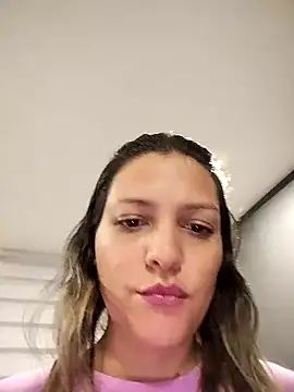 Mia Hampton online show from 01.24.25