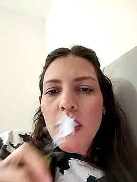 Mia Hampton online show from 03.14.25