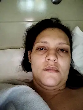 Mia Hampton online show from 10.01.25