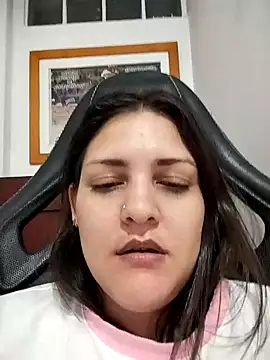 Mia Hampton online show from 02.14.26