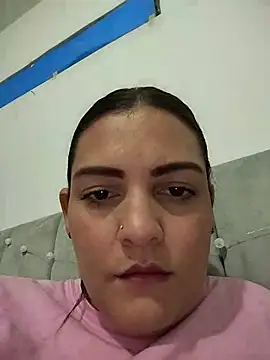 Mia Hampton online show from 06.03.26