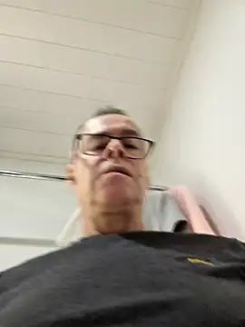 DarrenSullivanSlut online show from 12.02.24