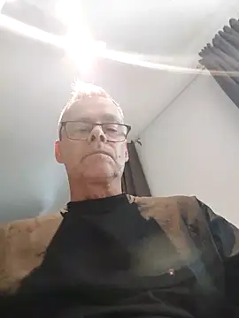 DarrenSullivanSlut online show from 02.24.25