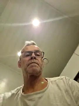 DarrenSullivanSlut online show from 01.14.26