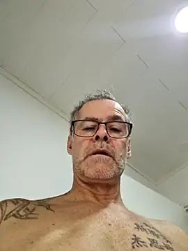 DarrenSullivanSlut online show from 02.16.26