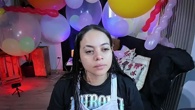 Cuttiealice online show from 01.14.25