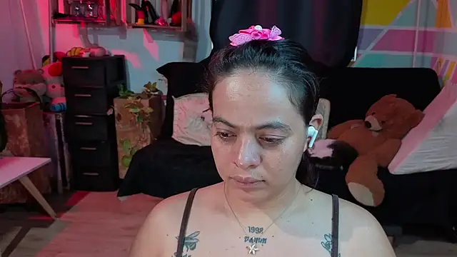 Cuttiealice online show from 09.09.25