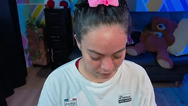 Cuttiealice online show from 09.23.25