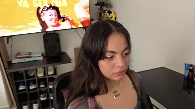 Cuttiealice online show from 10.21.25