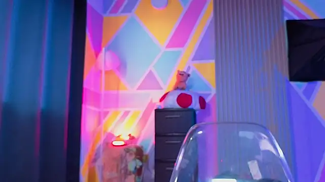 Cuttiealice online show from 10.23.25