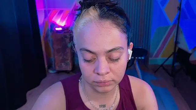 Cuttiealice online show from 10.24.25