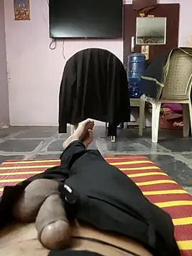 Snapshot of sandy-006 chatting on 11.10.25 sandy-006 online show from 11.10.25