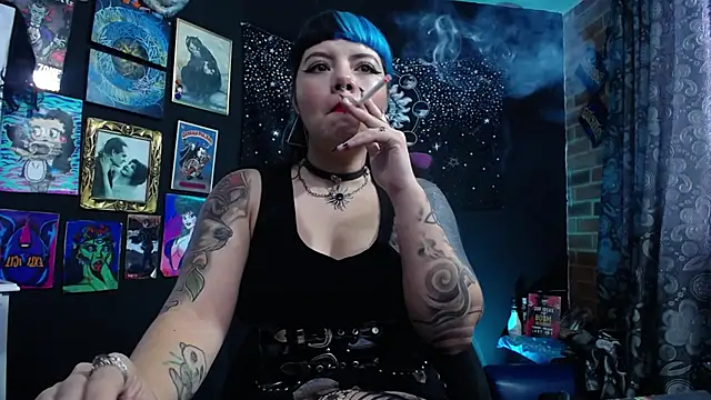 Snapshot of Yourmadame_P chatting on 02.07.25 Yourmadame P online show from 02.07.25