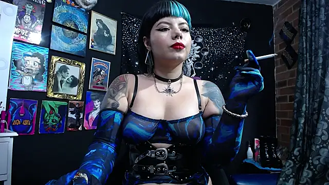 Snapshot of Yourmadame_P chatting on 03.03.25 Yourmadame P online show from 03.03.25