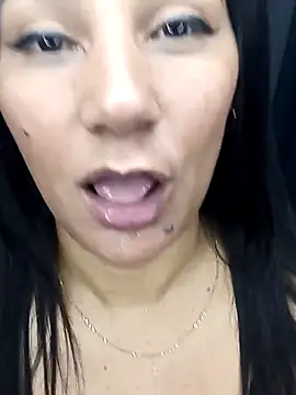 Leticia goddes online show from 03.06.25