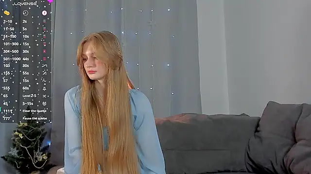 Snapshot of Barbie-Doll- chatting on 01.02.25 Barbie-Doll- online show from 01.02.25