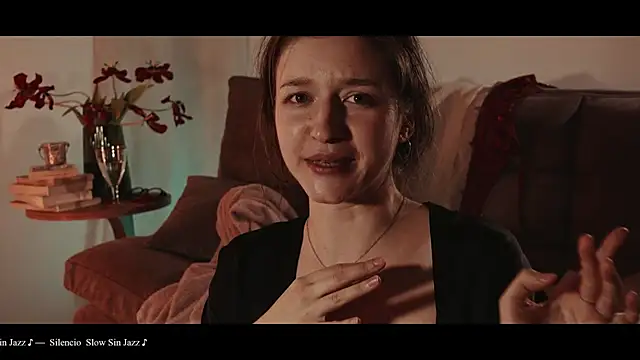 Snapshot of WebCora chatting on 03.08.25 WebCora online show from 03.08.25