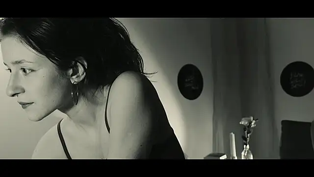 Snapshot of WebCora chatting on 03.11.25 WebCora online show from 03.11.25