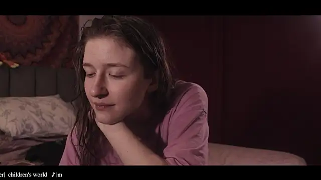 Snapshot of WebCora chatting on 03.21.25 WebCora online show from 03.21.25