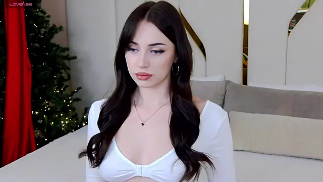 Betty Bridge online show from 11.30.25