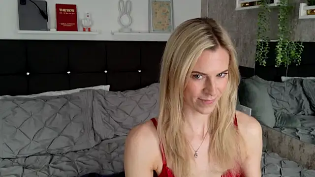 Snapshot of Amber_riivers chatting on 03.07.25 Amber riivers online show from 03.07.25