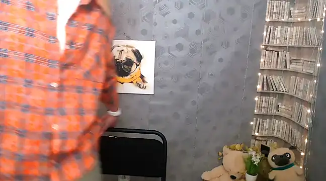 Snapshot of Sport_Tall_Doll chatting on 03.10.25 Sport Tall Doll online show from 03.10.25