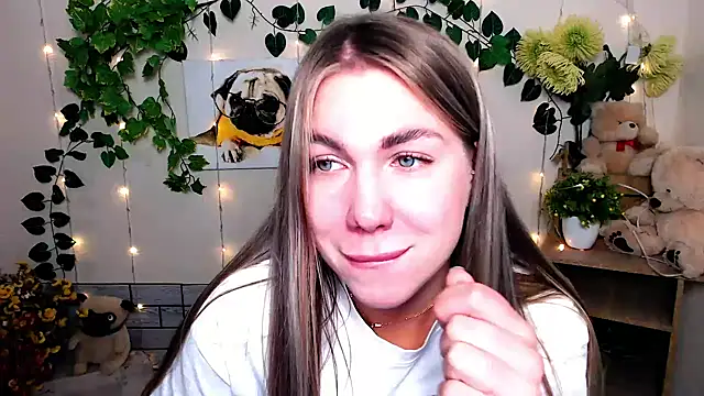 Sport Tall Doll online show from 11.12.25