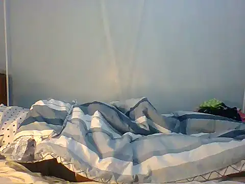 Snapshot of Eminent_Ride chatting on 10.01.25 Eminent Ride online show from 10.01.25