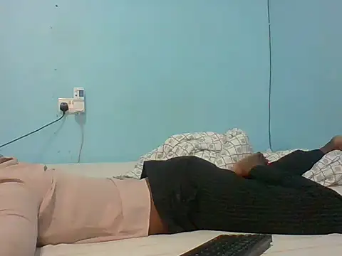 Snapshot of Eminent_Ride chatting on 10.24.25 Eminent Ride online show from 10.24.25