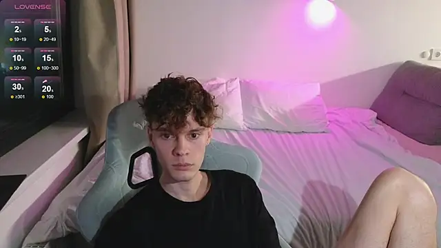 cute thomas online show from 07.22.26