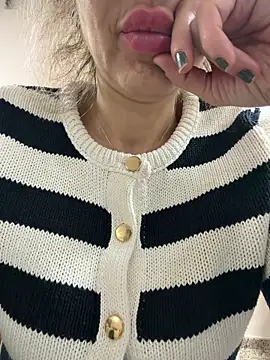 AmazingBitch online show from 02.18.26