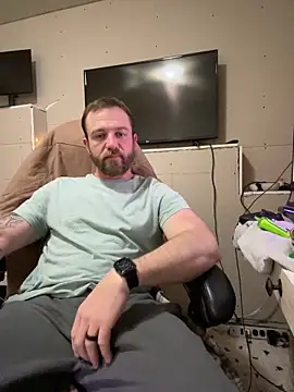 8inchHOLEpunch online show from 01.01.25