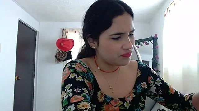 Snapshot of InocentHeaven1 chatting on 12.12.24 InocentHeaven1 online show from 12.12.24