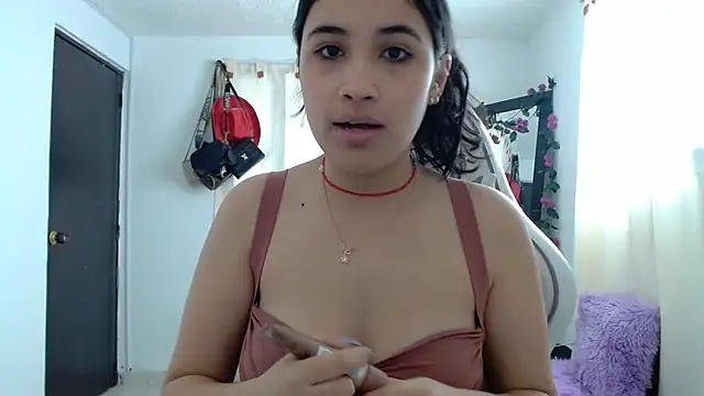 Snapshot of InocentHeaven1 chatting on 12.23.24 InocentHeaven1 online show from 12.23.24