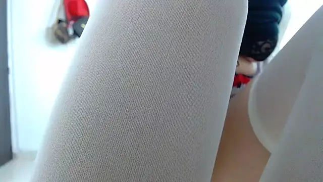 Snapshot of InocentHeaven1 chatting on 12.24.24 InocentHeaven1 online show from 12.24.24