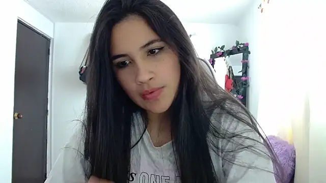 Snapshot of InocentHeaven1 chatting on 01.27.25 InocentHeaven1 online show from 01.27.25