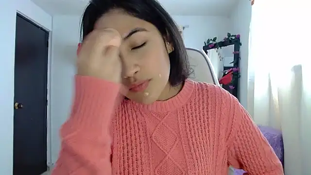 Snapshot of InocentHeaven1 chatting on 02.06.25 InocentHeaven1 online show from 02.06.25