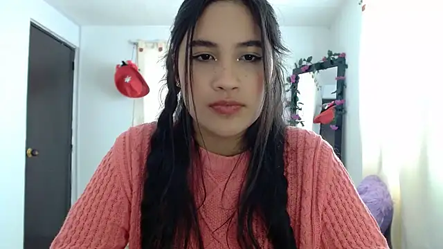 Snapshot of InocentHeaven1 chatting on 02.06.25 InocentHeaven1 online show from 02.06.25