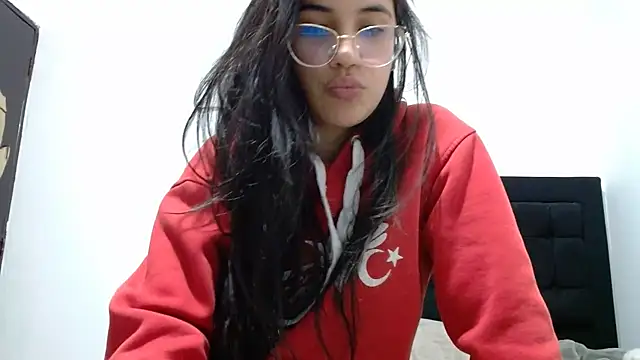 Snapshot of InocentHeaven1 chatting on 02.20.25 InocentHeaven1 online show from 02.20.25