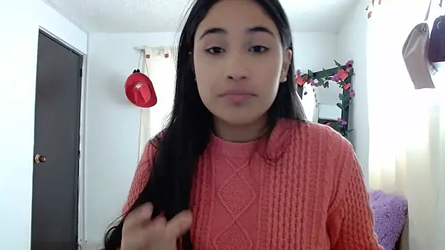 Snapshot of InocentHeaven1 chatting on 02.21.25 InocentHeaven1 online show from 02.21.25