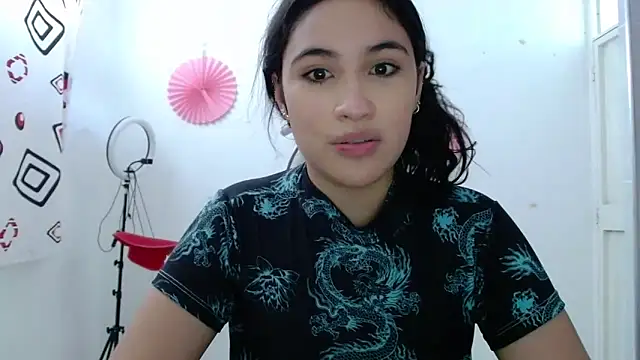 Snapshot of InocentHeaven1 chatting on 09.20.25 InocentHeaven1 online show from 09.20.25